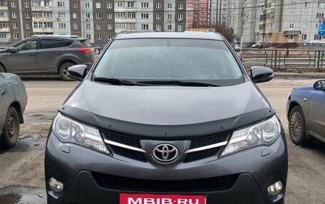 Toyota RAV4, 2014 год, 2 130 000 рублей, 3 фотография