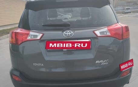 Toyota RAV4, 2014 год, 1 730 000 рублей, 4 фотография