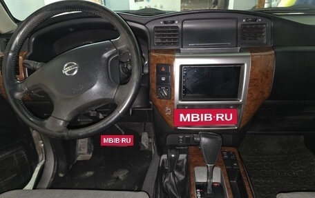 Nissan Patrol, 2008 год, 1 900 000 рублей, 10 фотография