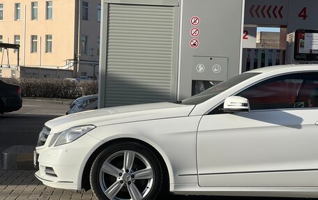 Mercedes-Benz E-Класс, 2013 год, 1 350 000 рублей, 4 фотография