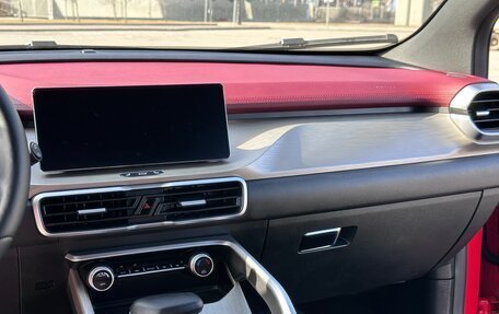 Geely Coolray I, 2022 год, 1 600 000 рублей, 23 фотография