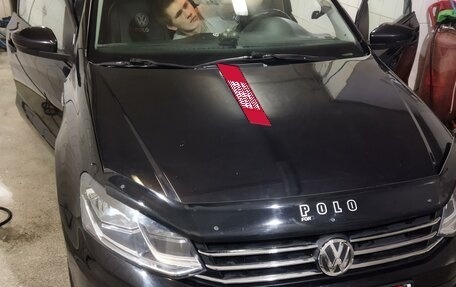 Volkswagen Polo VI (EU Market), 2017 год, 970 000 рублей, 2 фотография