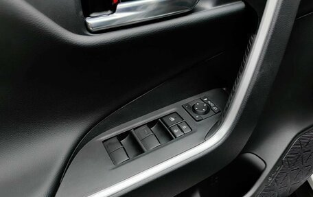 Toyota RAV4, 2025 год, 4 250 000 рублей, 15 фотография