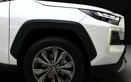 Toyota RAV4, 2025 год, 4 250 000 рублей, 7 фотография