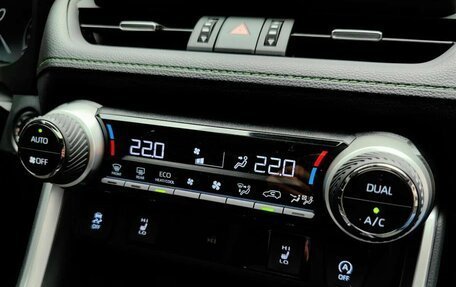 Toyota RAV4, 2025 год, 4 250 000 рублей, 19 фотография