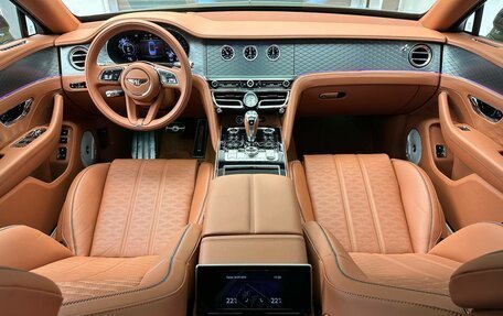 Bentley Flying Spur, 2025 год, 49 900 000 рублей, 23 фотография