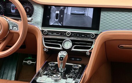 Bentley Flying Spur, 2025 год, 49 900 000 рублей, 28 фотография