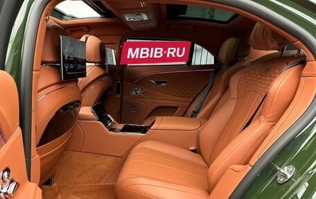 Bentley Flying Spur, 2025 год, 49 900 000 рублей, 33 фотография