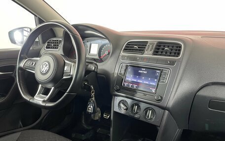 Volkswagen Polo VI (EU Market), 2018 год, 1 087 000 рублей, 13 фотография