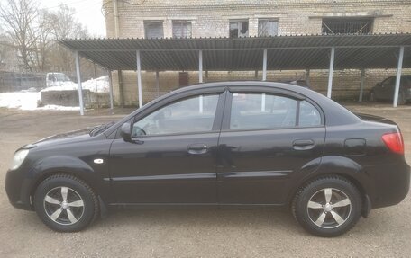 KIA Rio II, 2011 год, 600 000 рублей, 2 фотография