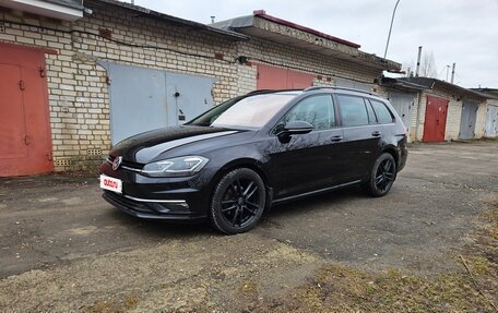 Volkswagen Golf VII, 2017 год, 1 350 000 рублей, 2 фотография