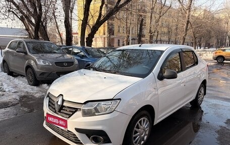Renault Logan II, 2018 год, 525 000 рублей, 2 фотография