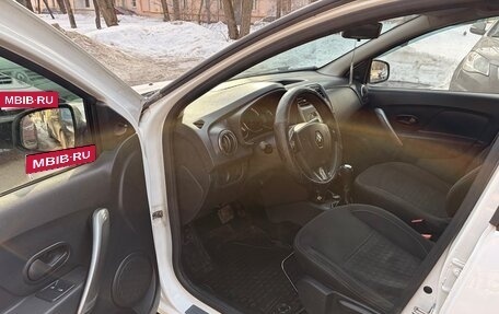 Renault Logan II, 2018 год, 525 000 рублей, 11 фотография