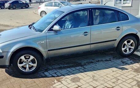 Volkswagen Passat B5+ рестайлинг, 2002 год, 330 000 рублей, 2 фотография