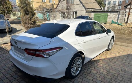 Toyota Camry, 2018 год, 2 800 000 рублей, 6 фотография