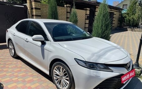Toyota Camry, 2018 год, 2 800 000 рублей, 25 фотография