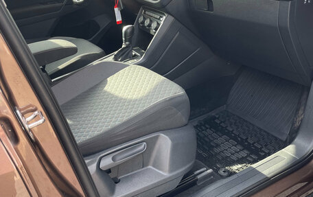 Volkswagen Tiguan II, 2017 год, 2 200 000 рублей, 14 фотография