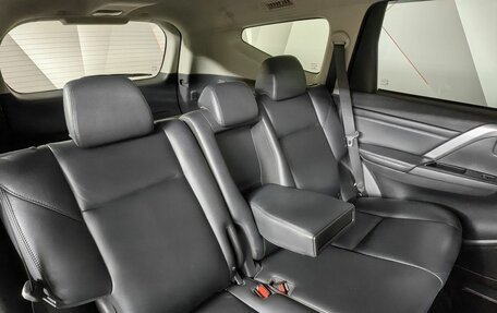 Mitsubishi Pajero Sport III рестайлинг, 2022 год, 4 500 000 рублей, 16 фотография