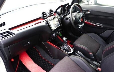 Suzuki Swift V, 2023 год, 870 000 рублей, 12 фотография