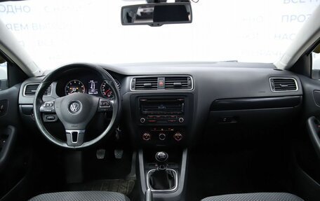 Volkswagen Jetta VI, 2012 год, 750 000 рублей, 12 фотография