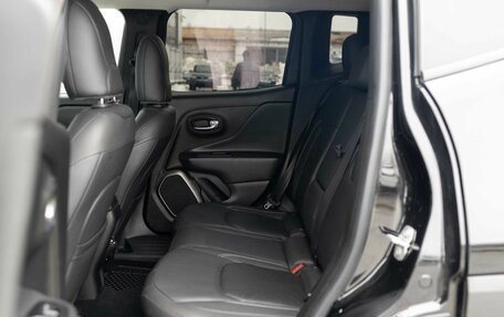 Jeep Renegade I рестайлинг, 2018 год, 1 600 000 рублей, 19 фотография