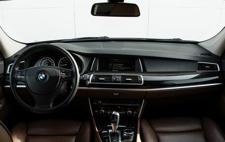 BMW 5 серия, 2014 год, 2 400 000 рублей, 11 фотография