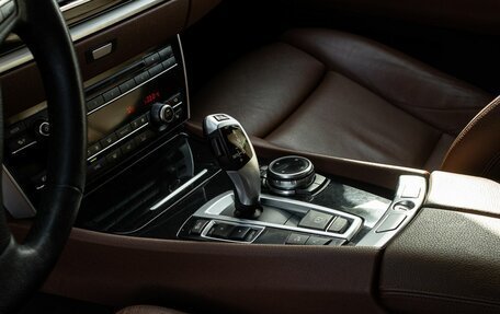 BMW 5 серия, 2014 год, 2 400 000 рублей, 26 фотография