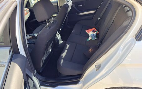 BMW 3 серия, 2011 год, 1 450 000 рублей, 8 фотография