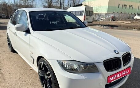 BMW 3 серия, 2011 год, 1 450 000 рублей, 2 фотография