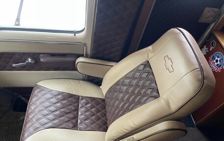 Chevrolet Van, 1989 год, 5 500 000 рублей, 3 фотография