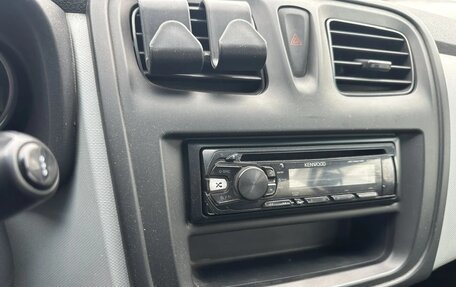 Renault Sandero II рестайлинг, 2014 год, 630 000 рублей, 10 фотография