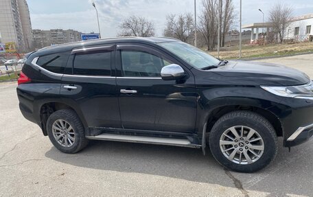 Mitsubishi Pajero Sport III рестайлинг, 2018 год, 3 250 000 рублей, 2 фотография