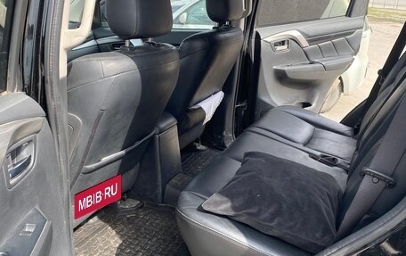 Mitsubishi Pajero Sport III рестайлинг, 2018 год, 3 250 000 рублей, 11 фотография