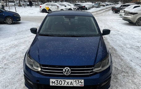 Volkswagen Polo VI (EU Market), 2019 год, 700 000 рублей, 1 фотография