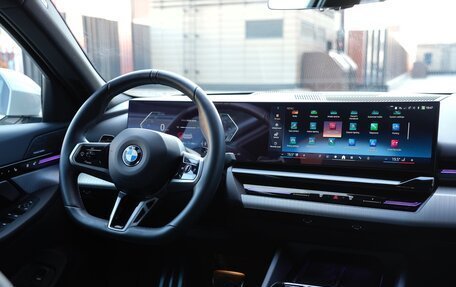 BMW 5 серия, 2024 год, 6 500 000 рублей, 9 фотография