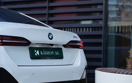 BMW 5 серия, 2024 год, 6 500 000 рублей, 4 фотография