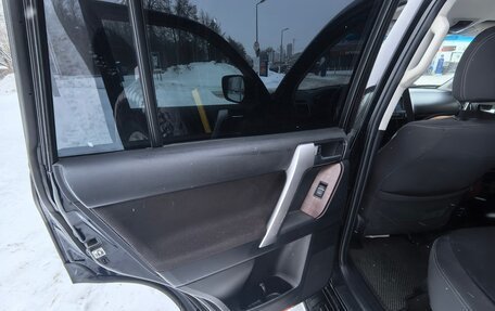 Toyota Land Cruiser Prado 150 рестайлинг 2, 2014 год, 3 800 000 рублей, 18 фотография