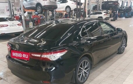 Toyota Camry, 2021 год, 2 415 000 рублей, 14 фотография