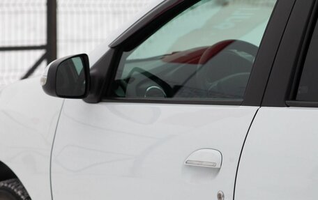 Renault Logan II, 2018 год, 750 000 рублей, 16 фотография