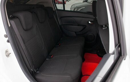 Renault Logan II, 2018 год, 750 000 рублей, 32 фотография