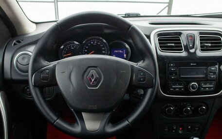 Renault Logan II, 2018 год, 750 000 рублей, 21 фотография