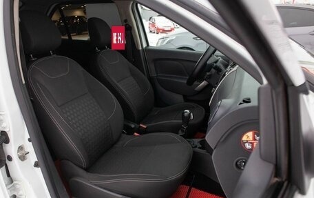 Renault Logan II, 2018 год, 750 000 рублей, 31 фотография