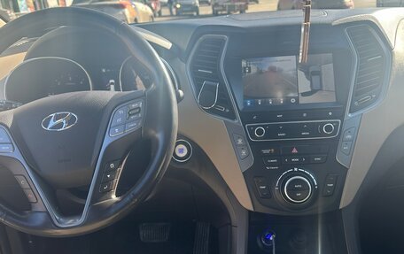 Hyundai Santa Fe III рестайлинг, 2017 год, 2 550 000 рублей, 14 фотография