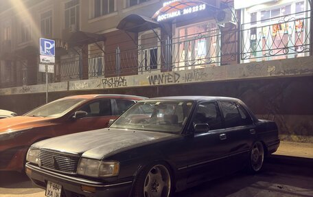 Toyota Crown, 1995 год, 380 000 рублей, 2 фотография