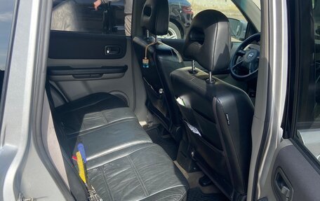 Nissan X-Trail, 2005 год, 500 000 рублей, 11 фотография