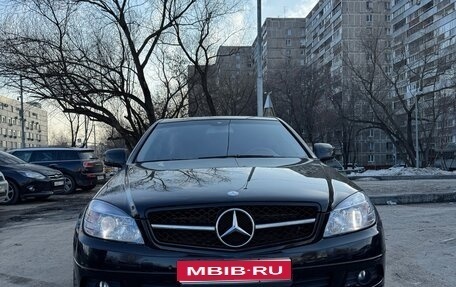 Mercedes-Benz C-Класс, 2007 год, 1 100 000 рублей, 1 фотография