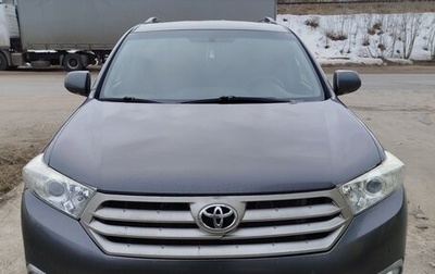 Toyota Highlander III, 2012 год, 1 650 000 рублей, 1 фотография
