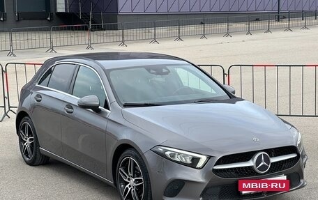 Mercedes-Benz A-Класс, 2019 год, 2 297 000 рублей, 4 фотография