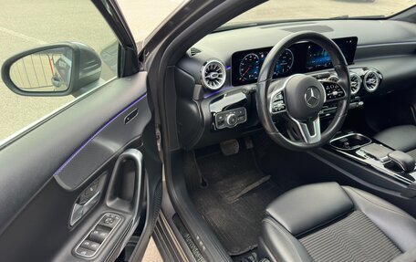 Mercedes-Benz A-Класс, 2019 год, 2 297 000 рублей, 14 фотография