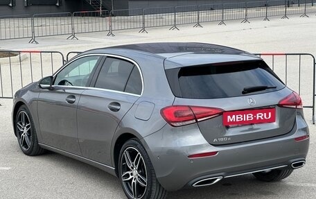 Mercedes-Benz A-Класс, 2019 год, 2 297 000 рублей, 26 фотография